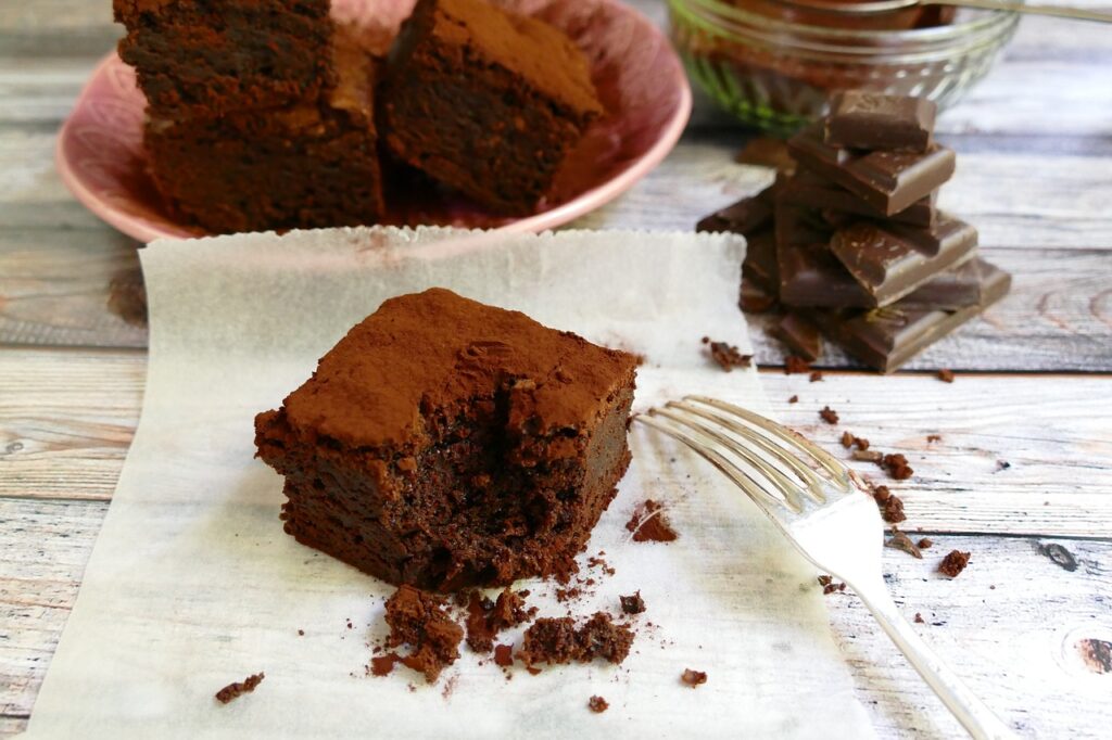 chocolate cake, brownies, cake